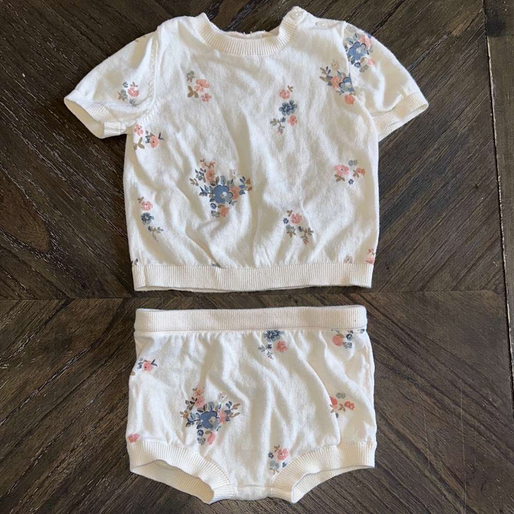 Charming Cream Floral Diaper Cover Set